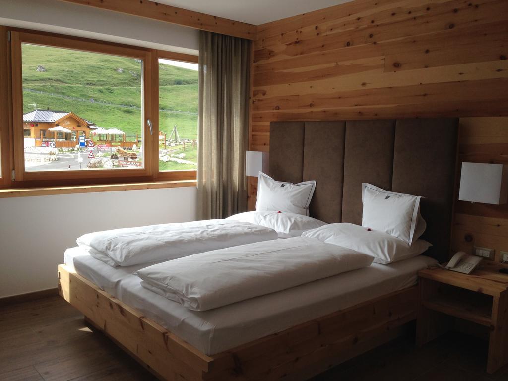 Habitación Doble Superior con vistas al Sassolungo